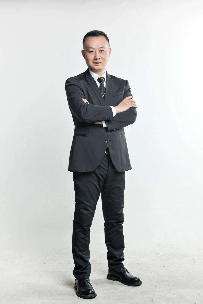 聂晓琴 视觉与舞美负责人